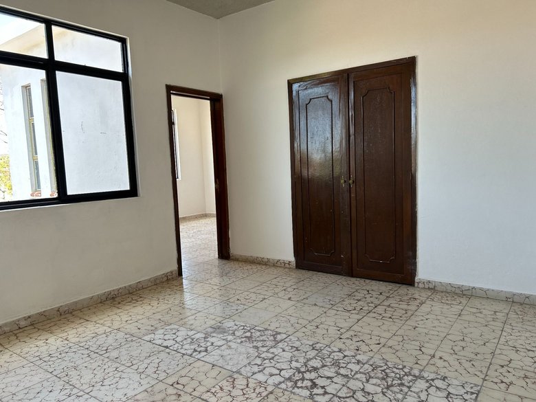 Casa Naranjo — 9 photos