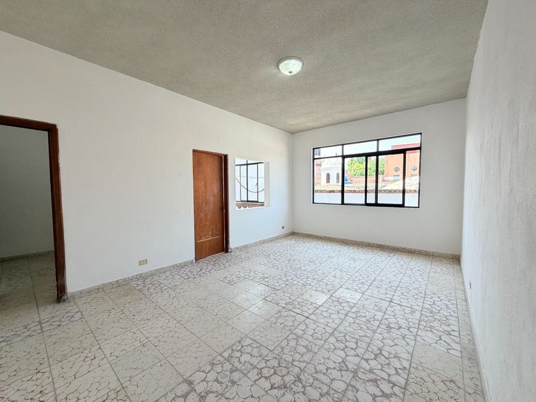 Casa Naranjo — 33 photos