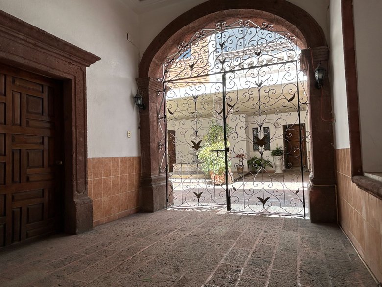 Casa Naranjo — 4 photos
