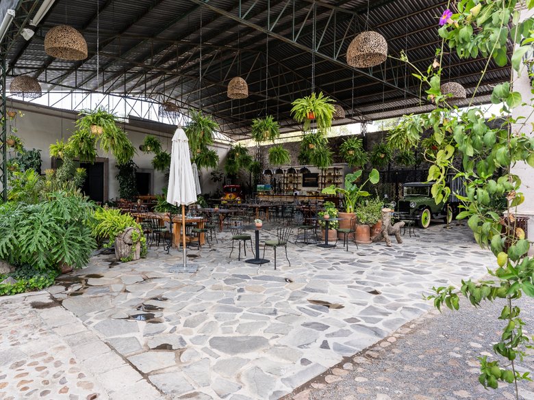 Los Remedios Lot 9 — 4 photos