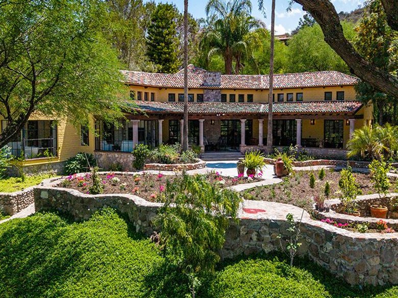 Hacienda Serenidad — 12 fotos