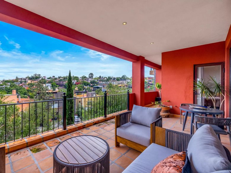 Condo Agave Capilla de Piedra — 4 photos