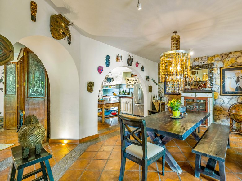 Casa Colonial Eclectica — 11 photos
