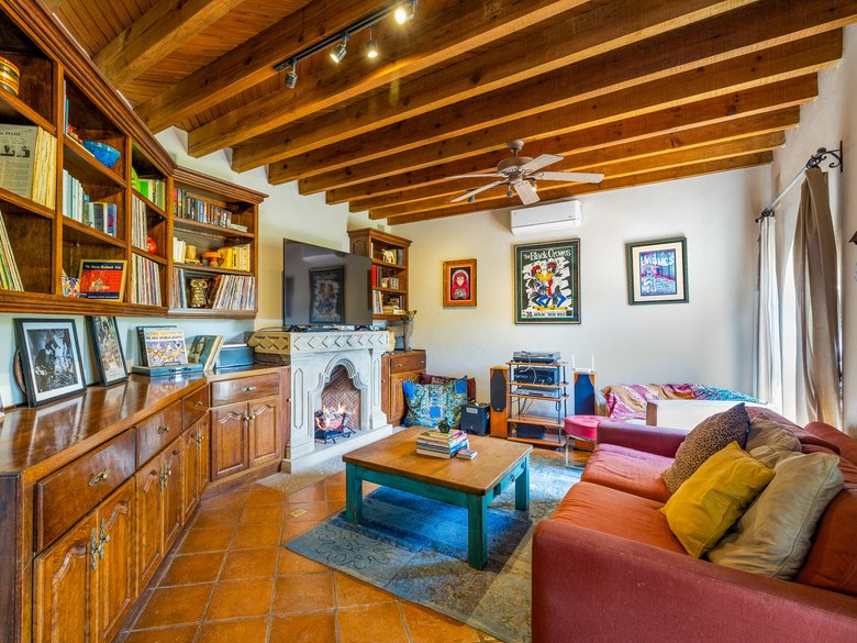 Casa Colonial Eclectica — 29 photos
