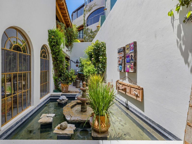 Casa Colonial Eclectica — 15 photos