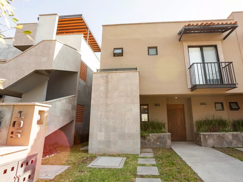 Casa Paloma  Azul Casalvento Zirandaro — 2 photos