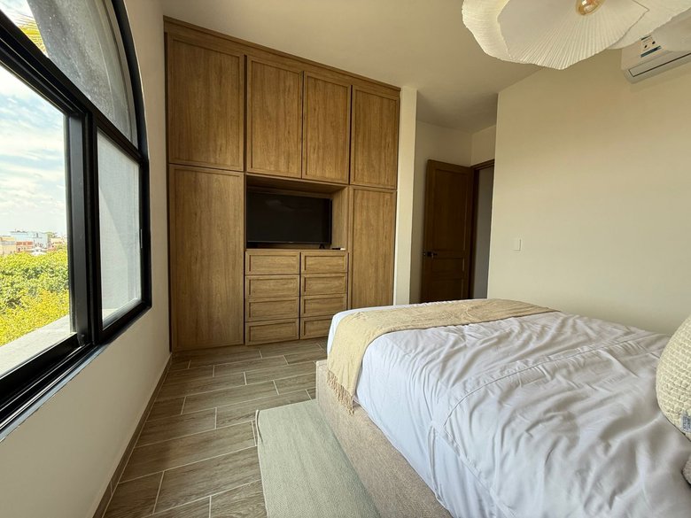 Modern & cozy apartment in Narcisa – Simple living with style (3nd level) — 12 photos