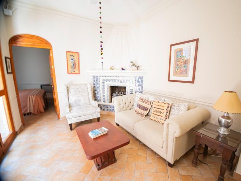 CASA RELOX — 25 photos