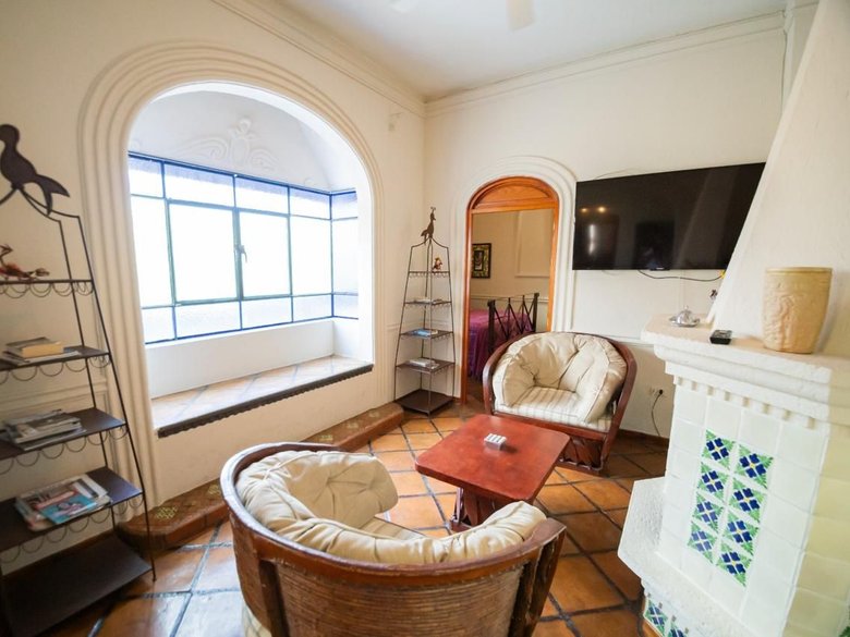 CASA RELOX — 22 photos