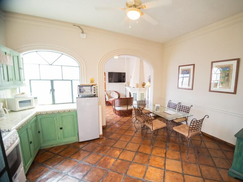 CASA RELOX — 26 photos
