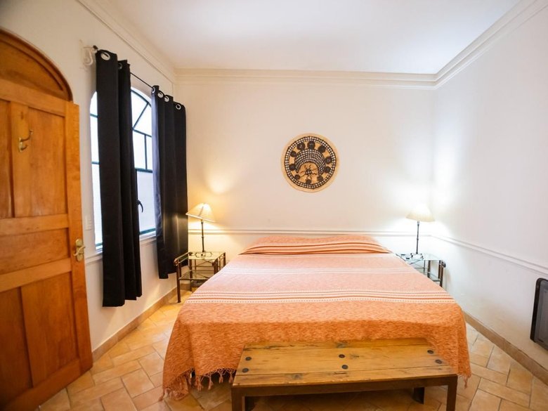 CASA RELOX — 17 photos