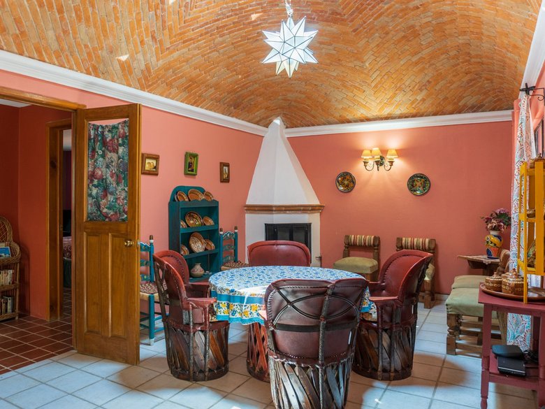 Casa Ofelia — 6 photos