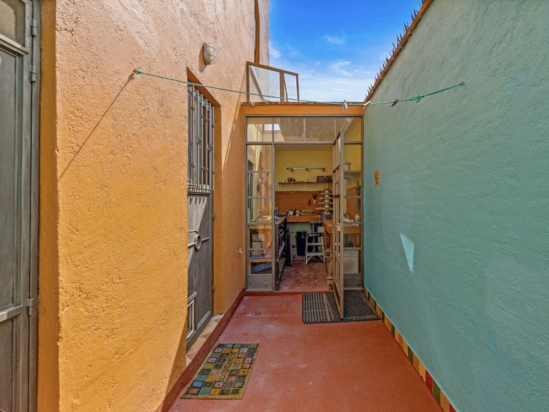Casa Maxine , charming Mexican -style home located in Colonia Independencia  — 11 photos