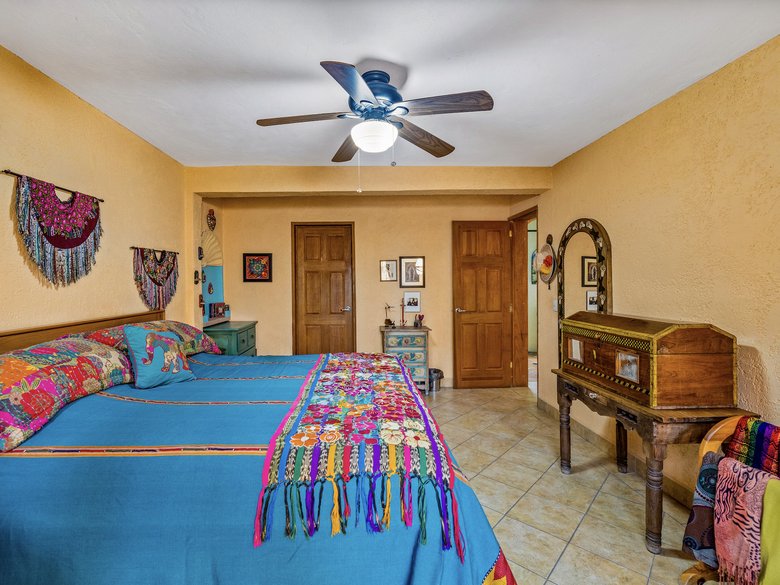 Casa Maxine , charming Mexican -style home located in Colonia Independencia  — 7 photos