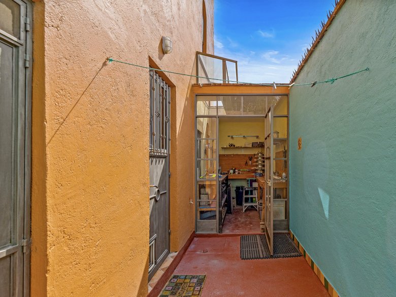 Casa Maxine , charming Mexican -style home located in Colonia Independencia  — 12 photos