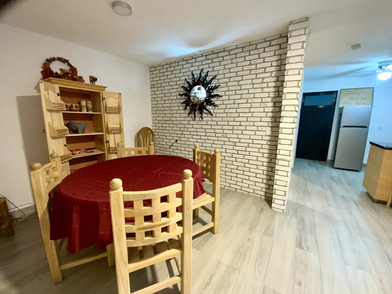 Oportunidad de Inversión en San Miguel de Allende | Casa en Venta en Zona de Aguas Termales con Alta — 21 photos