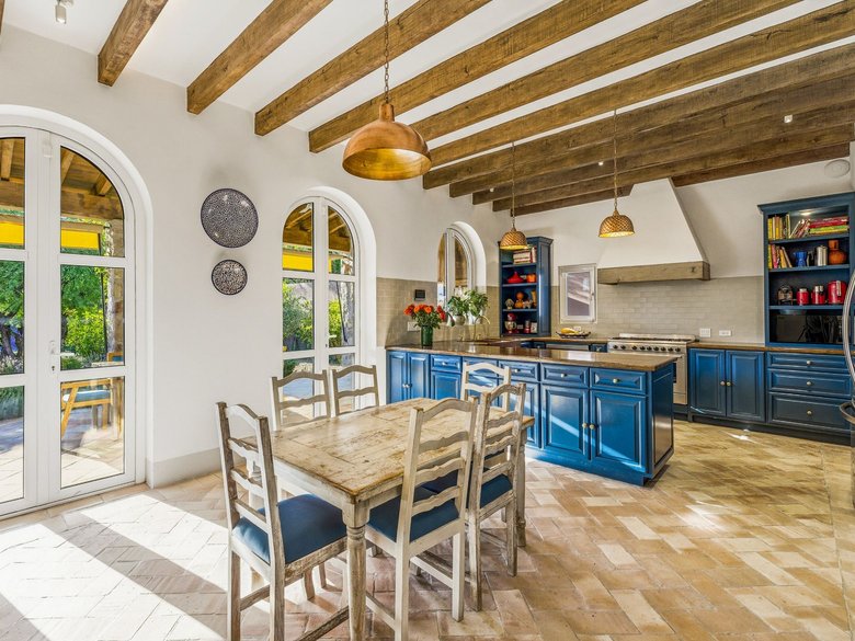 Casa Coloquios — 8 photos