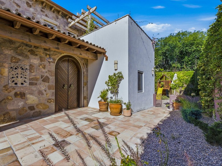 Casa Coloquios — 3 photos