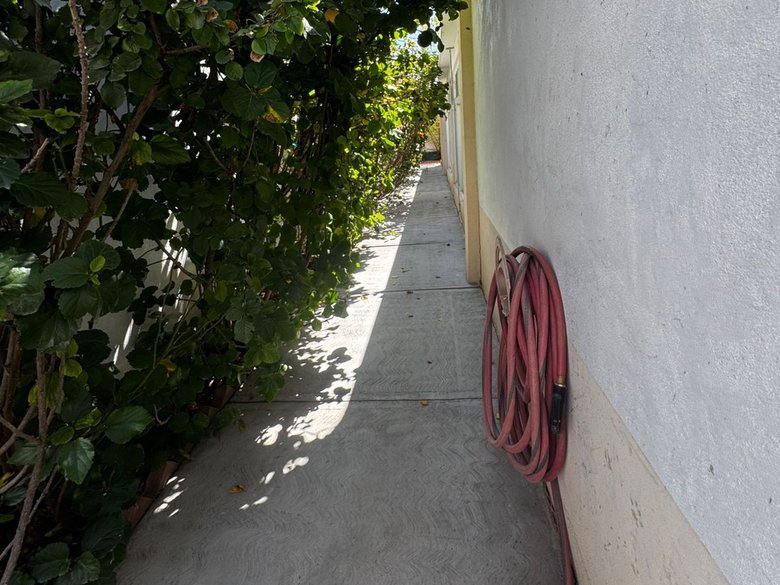Casa en Lomas de Saltito — 9 photos