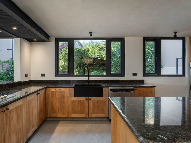 Casa Fuentes — 8 photos
