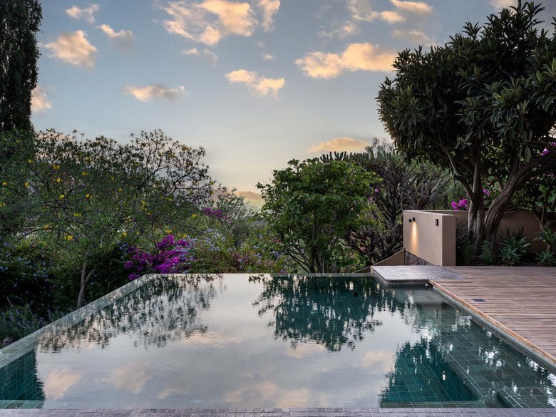 Casa Fuentes — 24 photos
