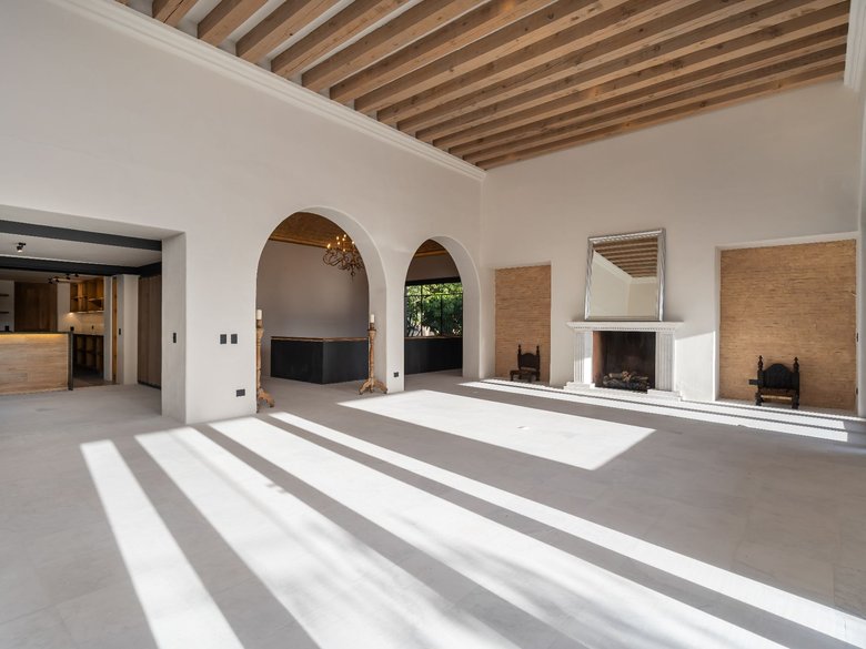 Casa Fuentes — 5 photos