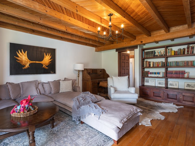 Villa Toscana — 15 photos