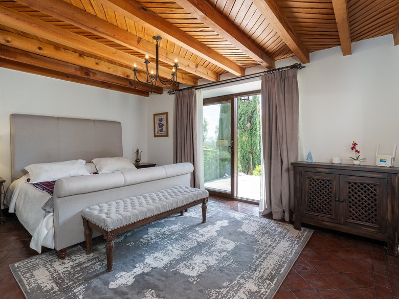 Villa Toscana — 7 photos