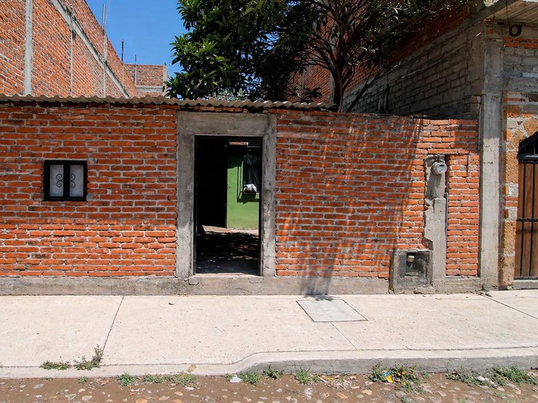 Casa Manantiales-Fixer Upper — 1 photos