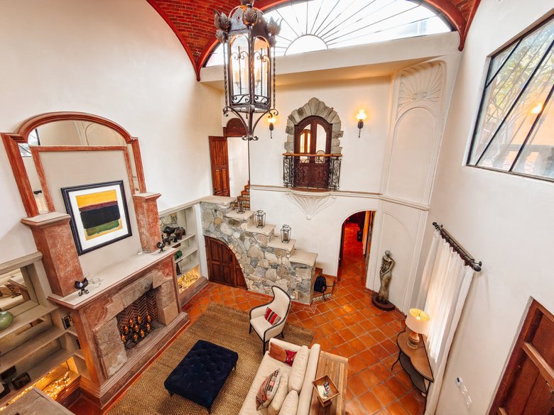 Casa Condesa — 14 photos