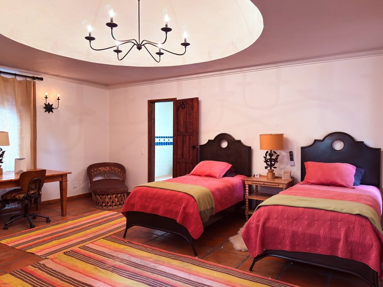 Casa Condesa — 17 photos