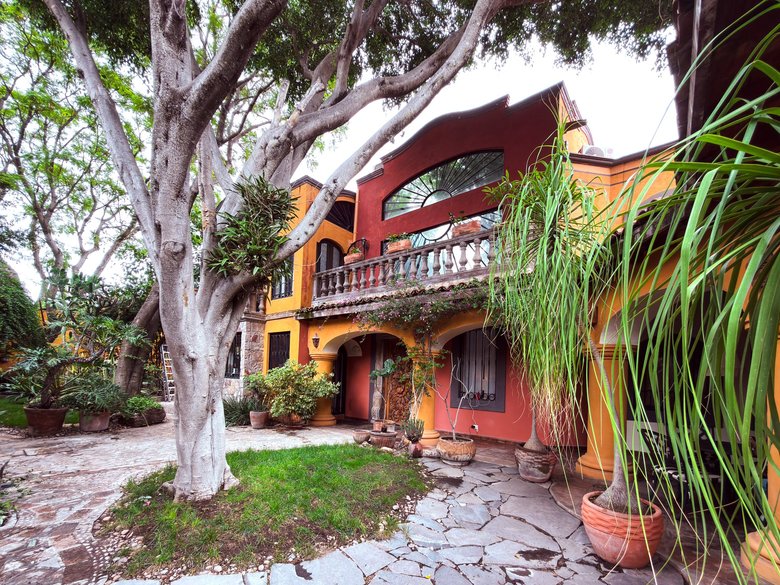 Casa Condesa — 26 photos