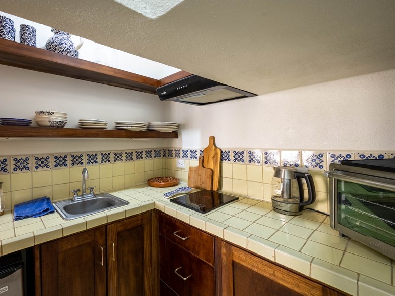 Charming Apartment Rental in Colonia Guadalupe with Air Conditioning — 6 photos