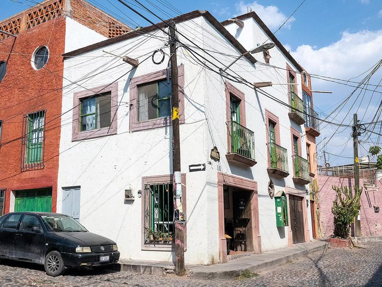 Casa Opportunity — 6 photos