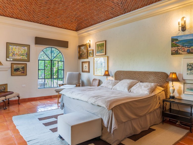 Casa Escondida — 10 photos