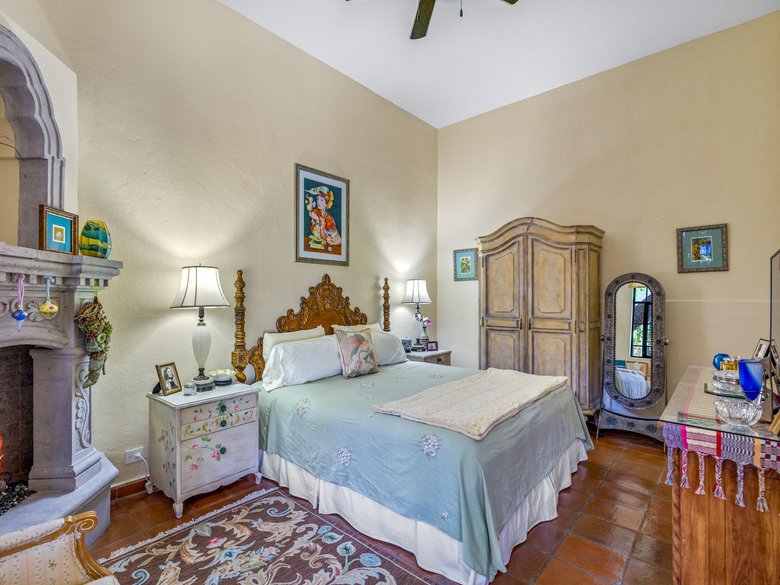 Casa Preciosa — 10 photos