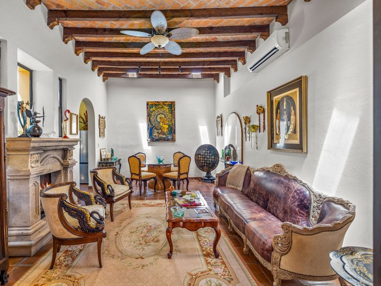 Casa Preciosa — 4 photos