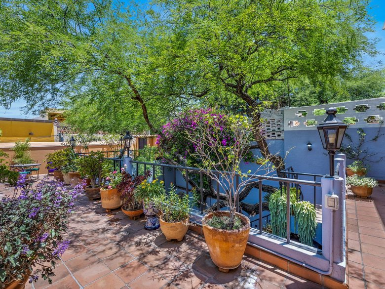 Casa Preciosa — 18 photos