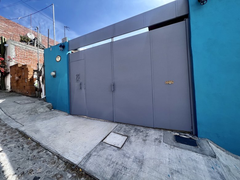 Contemporary Loft Rental in the Exclusive Montes de Loreto Area — 5 photos