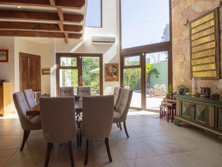 1913 Vista Antigua — 5 photos