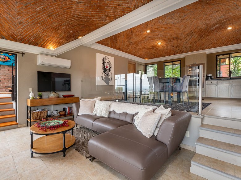 Casa Esplendida — 8 photos