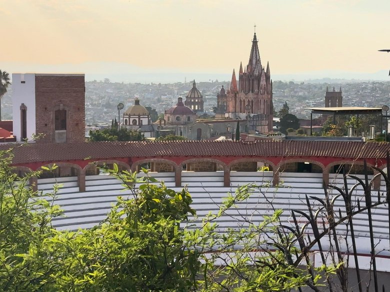 Barranca 67, A Rare Opportunity in Centro — 26 photos