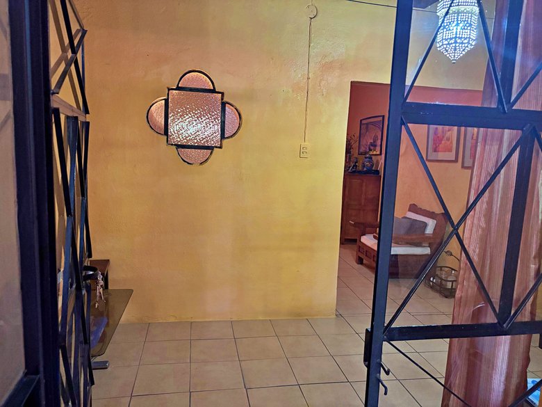 Casa en venta en la colonia guadalupe — 2 photos