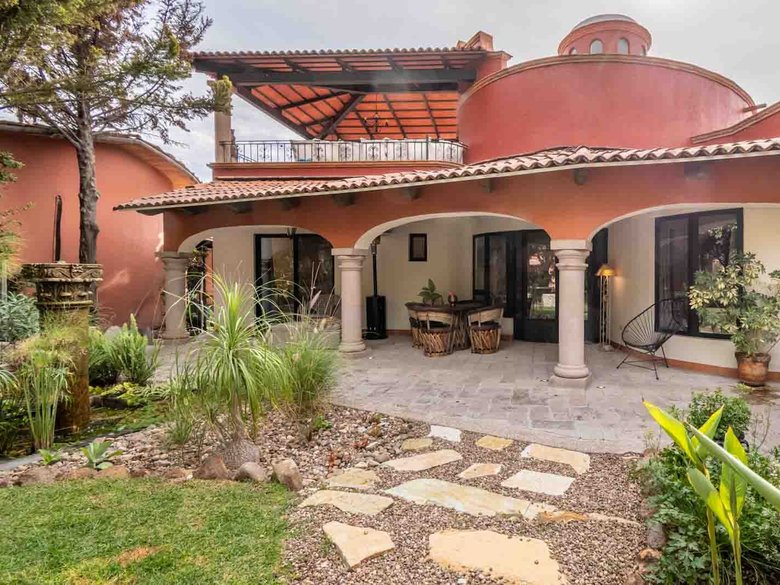 Villa 108, Los Labradores — 17 photos