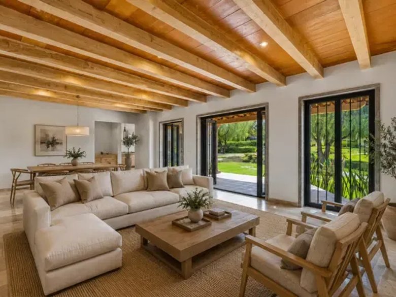CASA LOS OLIVOS — 6 photos