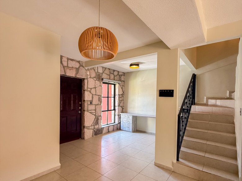 Upgraded Home for Sale in Zirándaro | Renovated Kitchen & Rooftop Game Studio — 11 photos