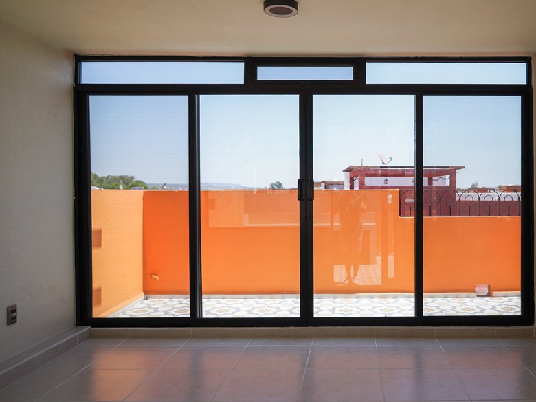 Upgraded Home for Sale in Zirándaro | Renovated Kitchen & Rooftop Game Studio — 23 photos