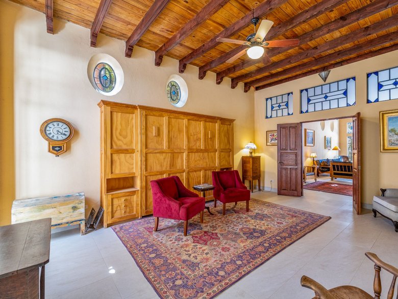 Casa Grande — 6 photos