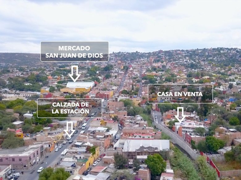 CASA DEL PUENTE DE UMARÁN — 11 photos