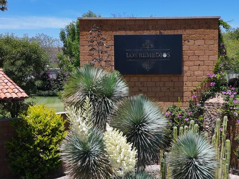 Lote Los Remedios -  T5 M6 — 4 photos